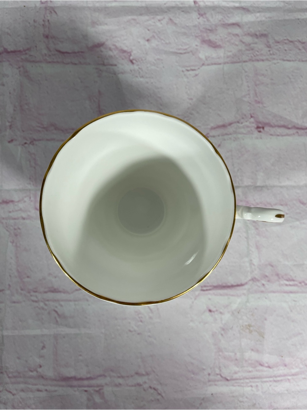 Vintage Regency English Coastal Village Bone China Footed Teacup and Saucer Set - Picture 9 of 11